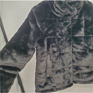 BNWT Avec les Filles faux fur jacket - purchased from @breescloset2019